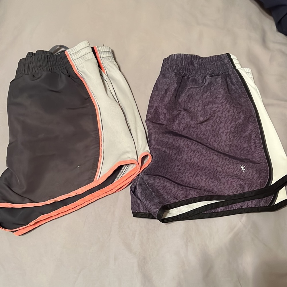 Danskin running shorts size small